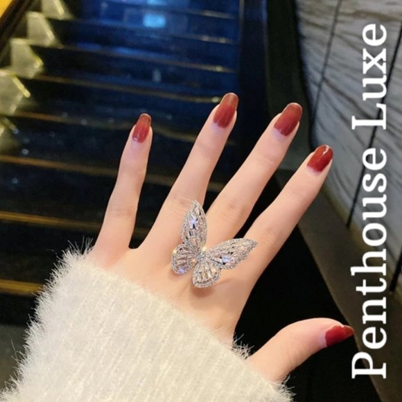 FINAL RESTOCK!! Huge 18K White Gold Plated Butterfly Ring - Picture 4 of 5